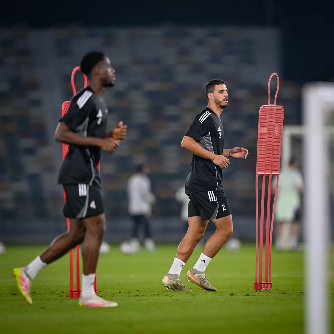 منتخب الإمارات يستضيف العراق في ذهاب الملحق الآسيوي المؤهل لمونديال 2026