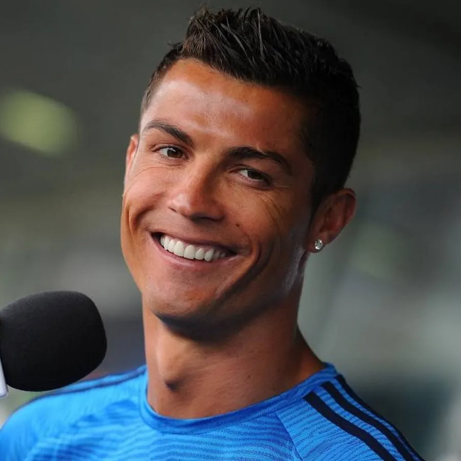 فانتزي دوري روشن: دليلك الشامل لبناء التشكيلة المثالية