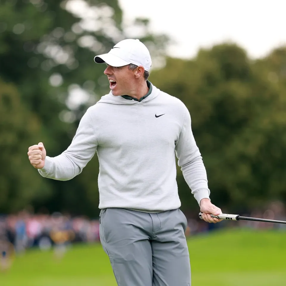 ماكلروي يفوز بلقب أيرلندا المفتوحة للجولف ويعزز صدارته لـ”السباق إلى دبي”