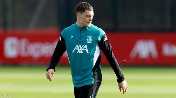 سلوت يدافع عن فلوريان فيرتز بعد بدايته الصعبة مع ليفربول