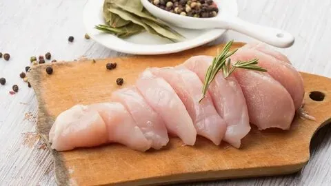 صدور دجاج بانيه بالشوفان للدايت… وجبة صحية تجمع بين الطعم والرشاقة