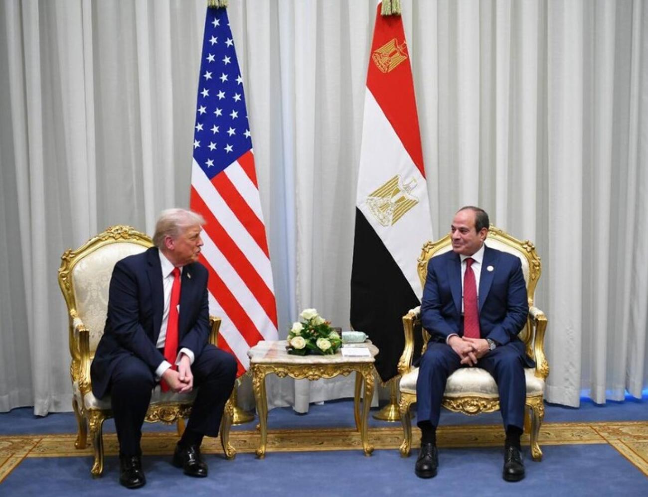 قمة مرتقبة بين الرئيس المصري السيسي ونظيره الأمريكي ترامب في دافوس