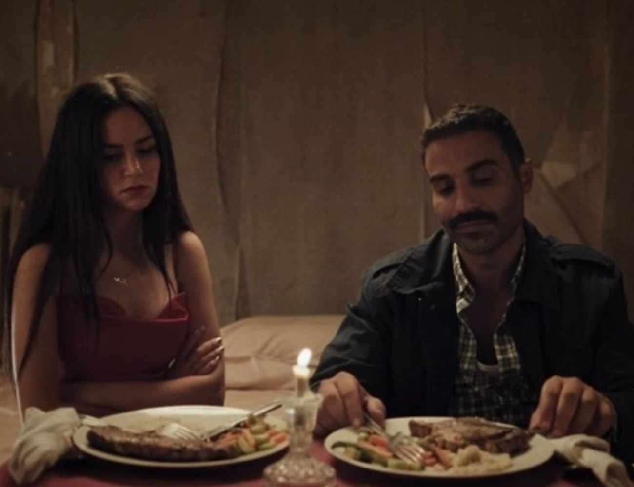 ركين سعد في مشهد من مسلسل سفاح الجيزة