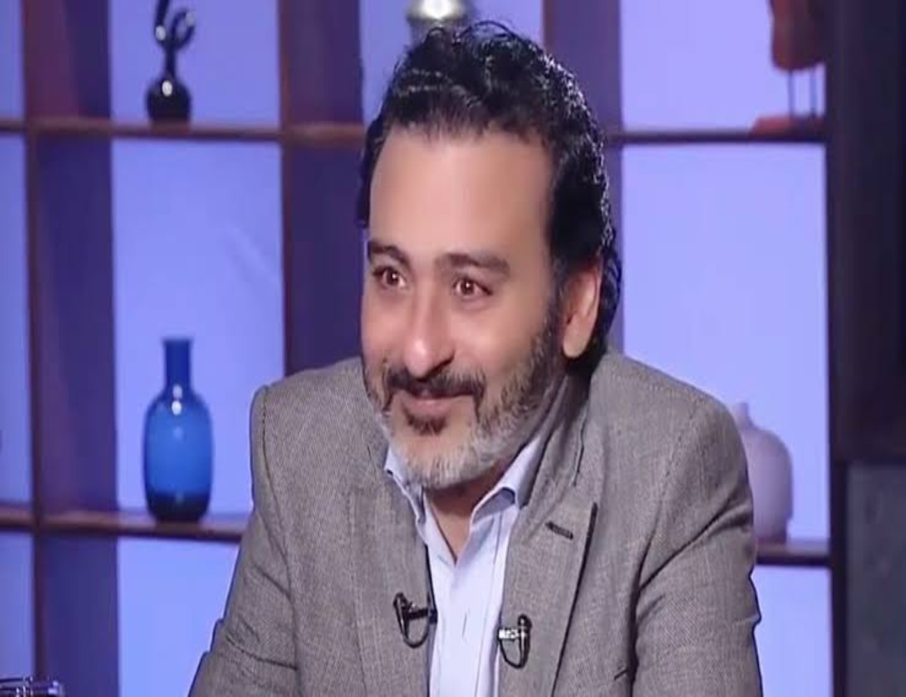 الفنان أحمد عزمي يستذكر أزمته.. واللحظة التي غيّرت مجرى حياته