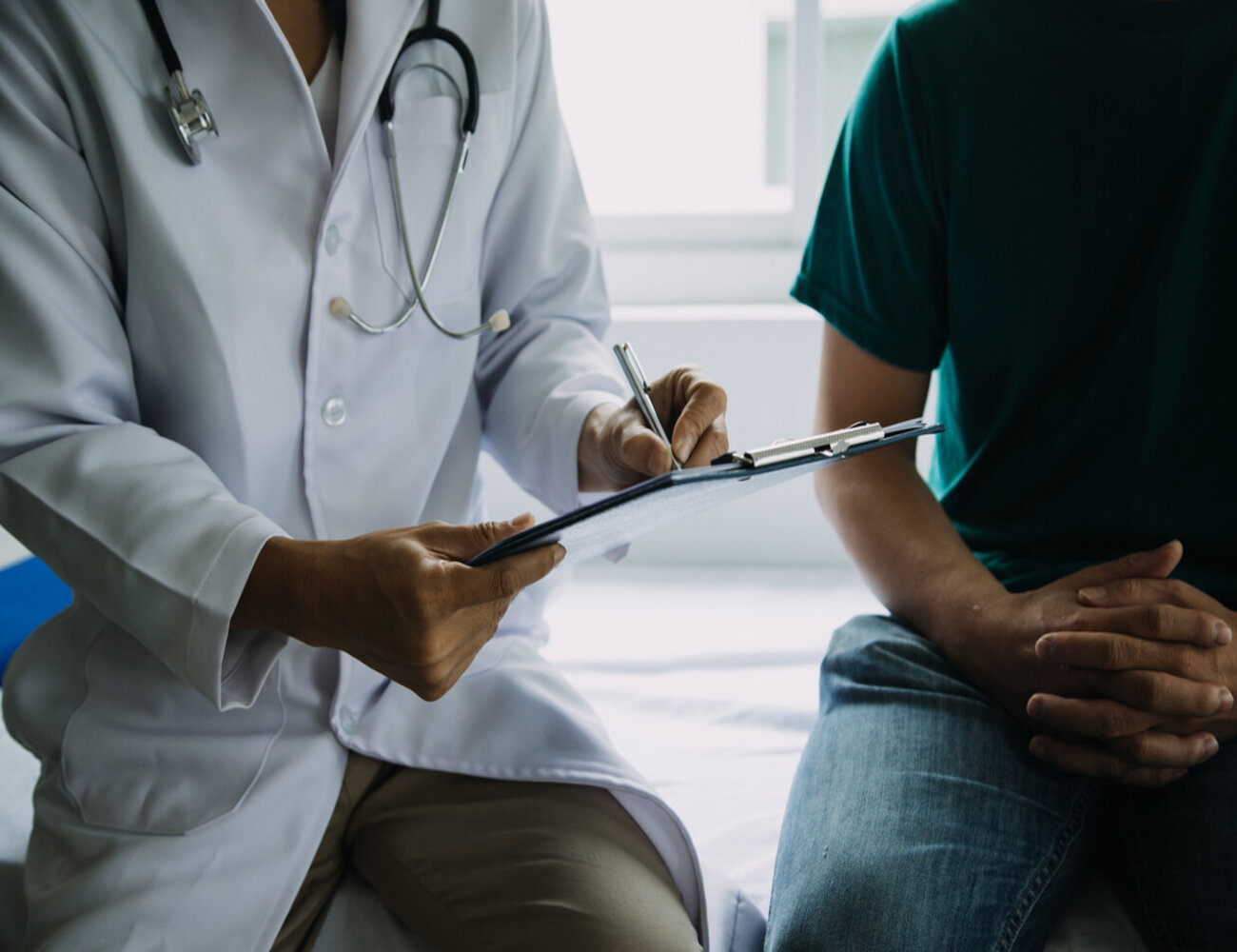 اكتشاف طبي نادر: رجل بثلاثة أعضاء ذكرية يسجل سابقة تاريخية