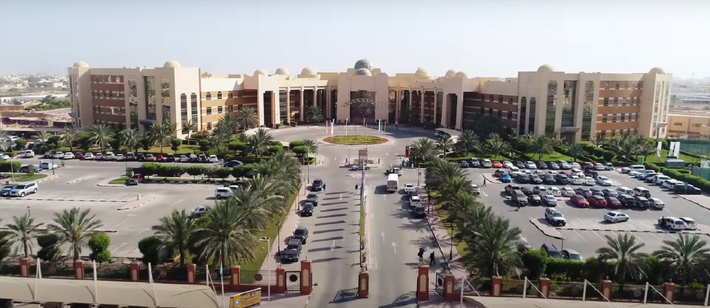 جامعة عجمان تحصد جائزة آسيوية لأفضل حملة تعليمية