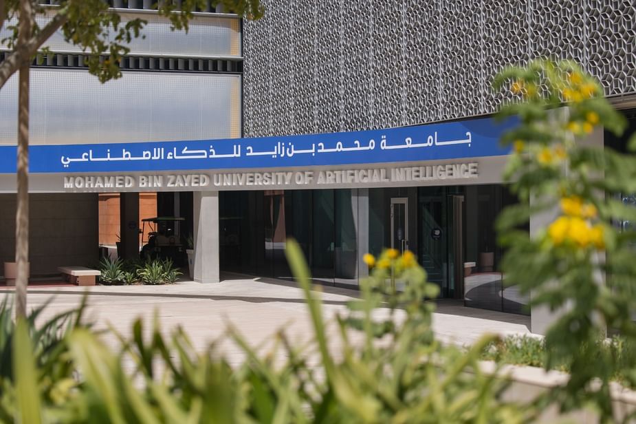 جامعة محمد بن زايد