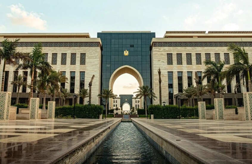 مصر تستثمر 550 مليار دولار في البنية التحتية لتعزيز السياحة