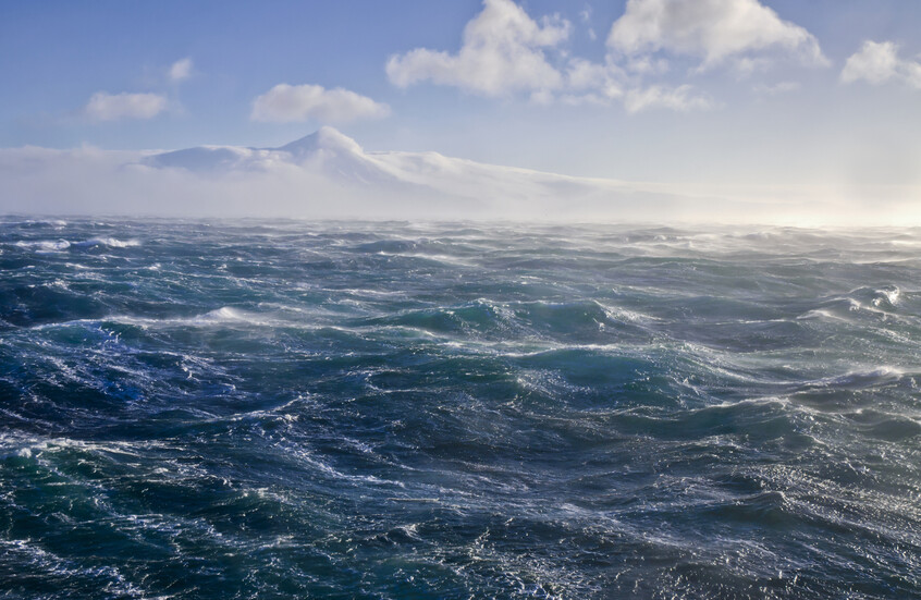 موجات حر بحرية غير مسبوقة تجتاح المحيطات 