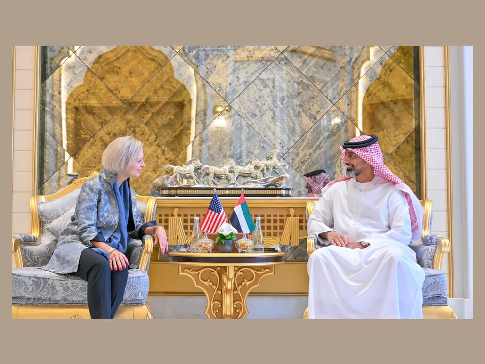 "الإمارات: ولي عهد عجمان يلتقي السفيرة الأمريكية في لقاء دبلوماسي رفيع المستوى