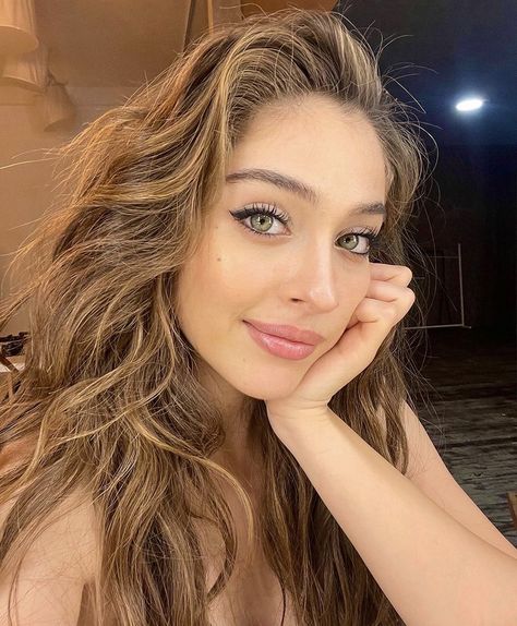 جيمري بايسال تجري عملية استئصال ورم بالثدي وتطمئن جمهورها