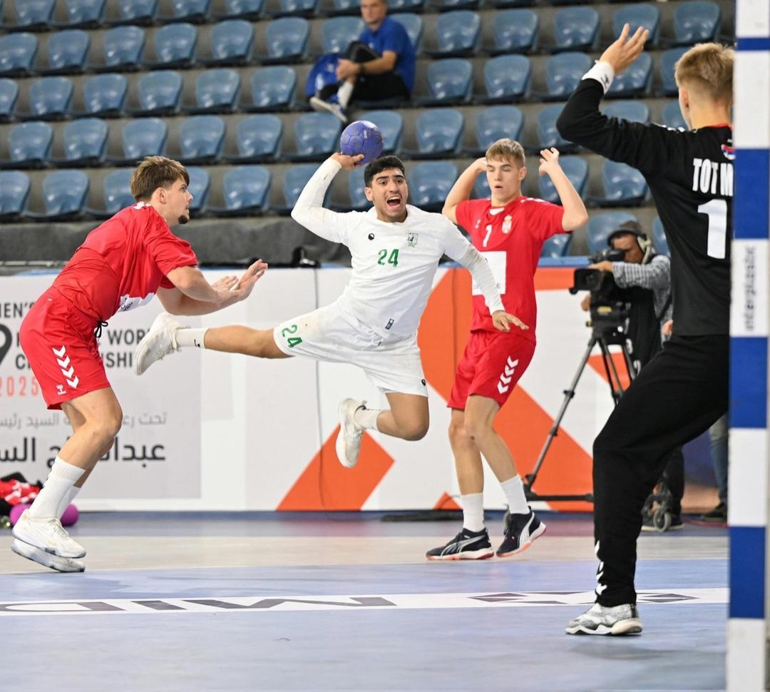 المنتخب السعودي ينسحب من بطولة العالم لكرة اليد بخسارته أمام صربيا في مصر