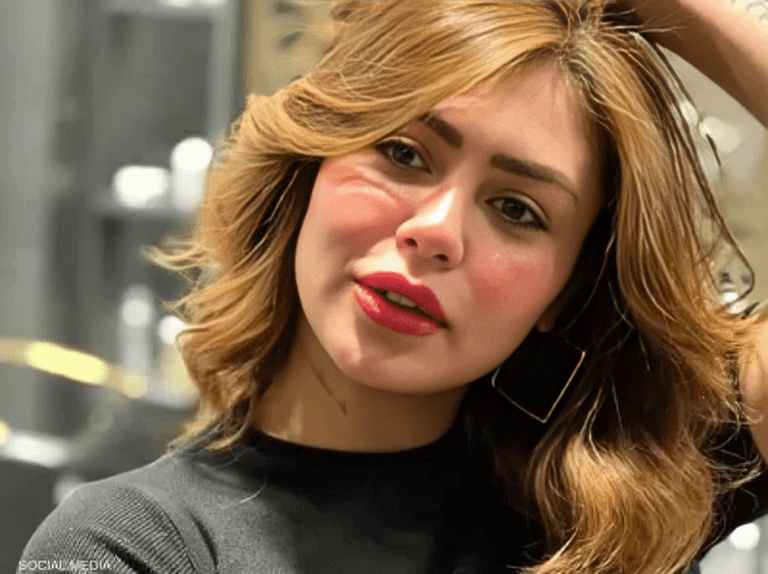 الكشف عن تفاصيل القضية المرفوعة ضد هدير عبد الرازق والجدل حول وجودها خارج البلاد