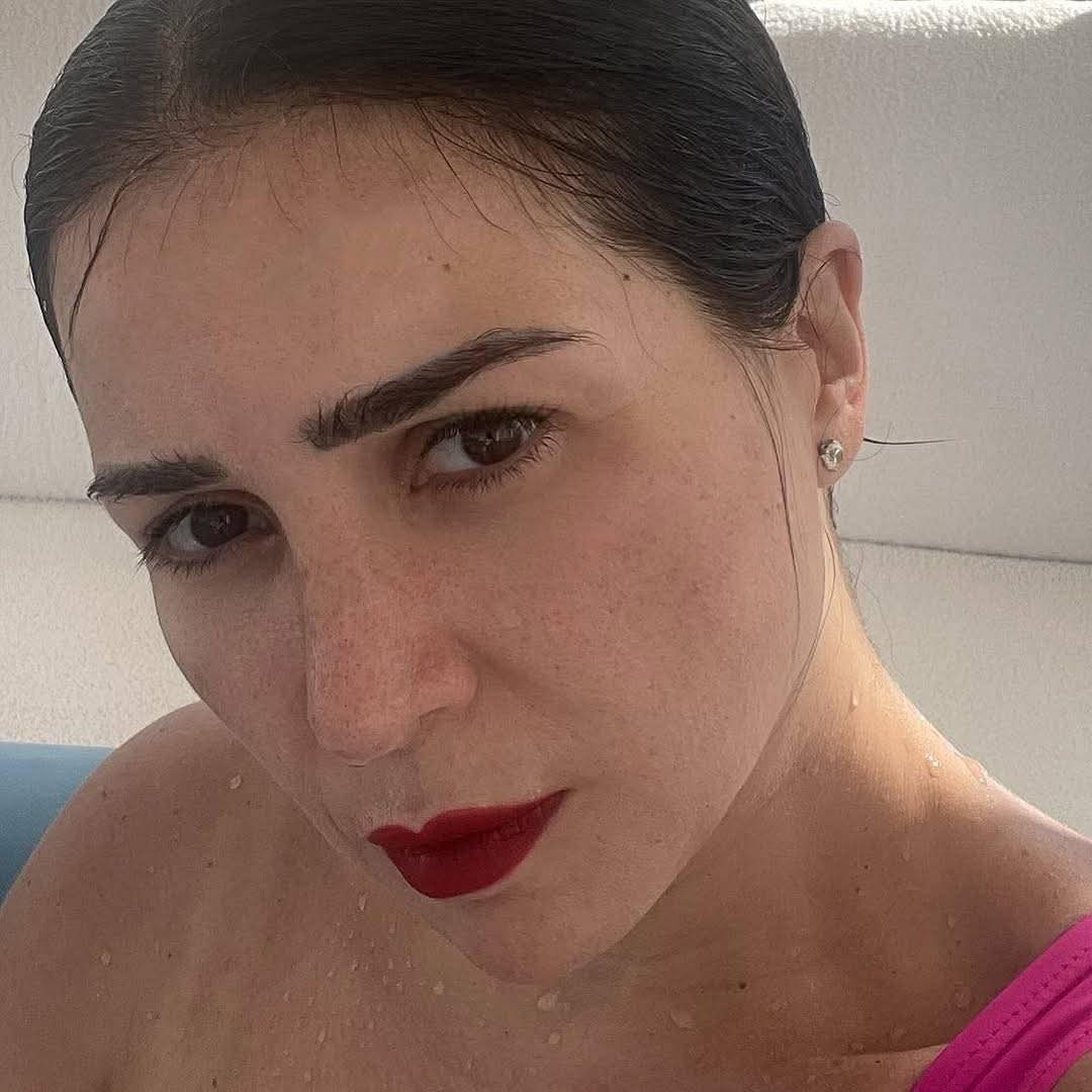 مي عز الدين تفتح قلبها للجمهور: "لا يوجد أحد يتجاوز رحيل أهله"