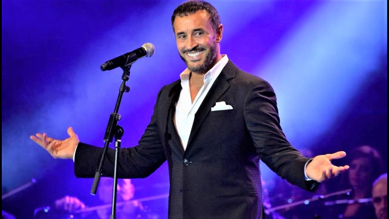 كاظم الساهر يبدع على مسرح عمان ويخطف قلوب الجمهور