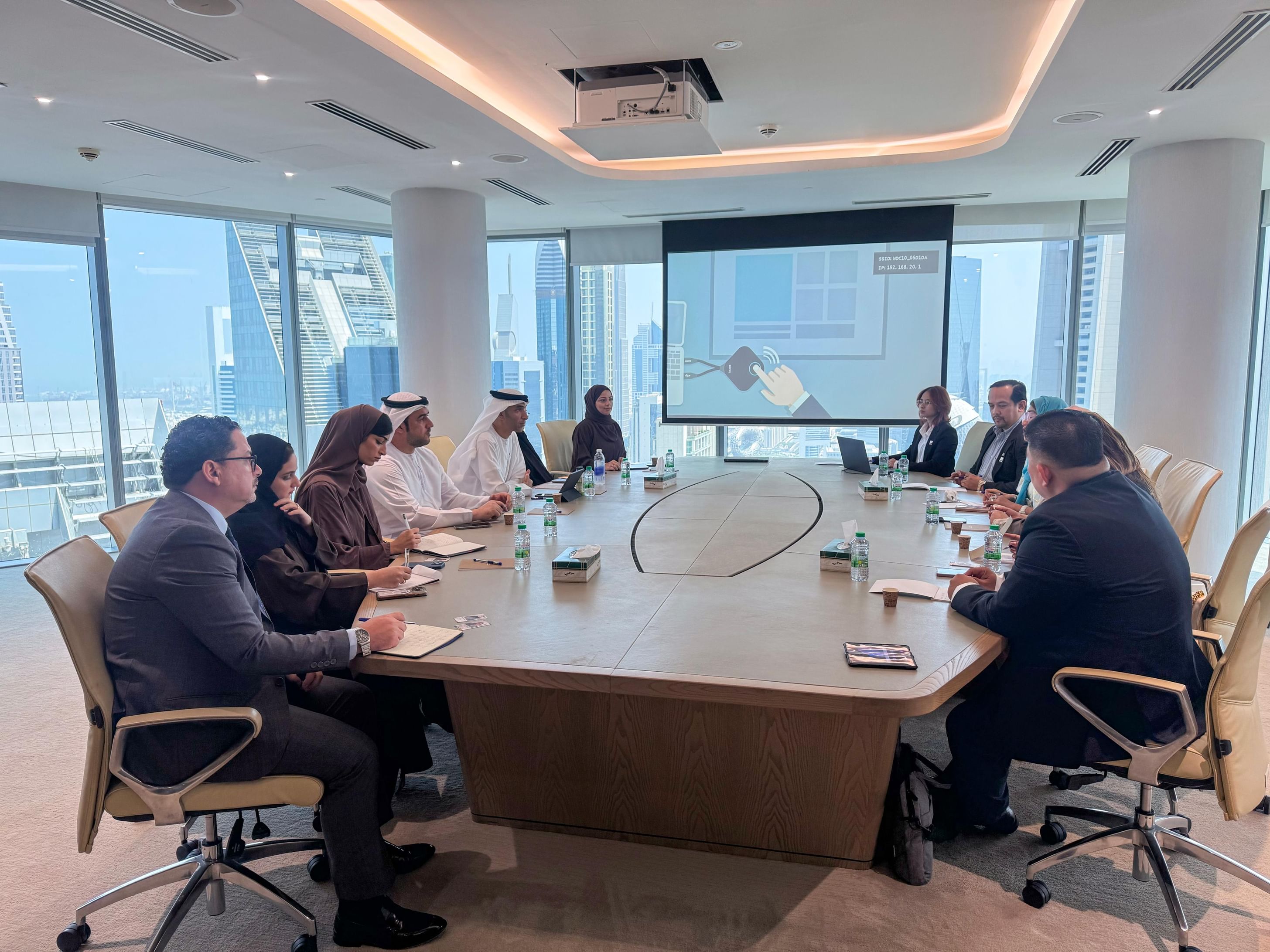 الإمارات والفلبين 