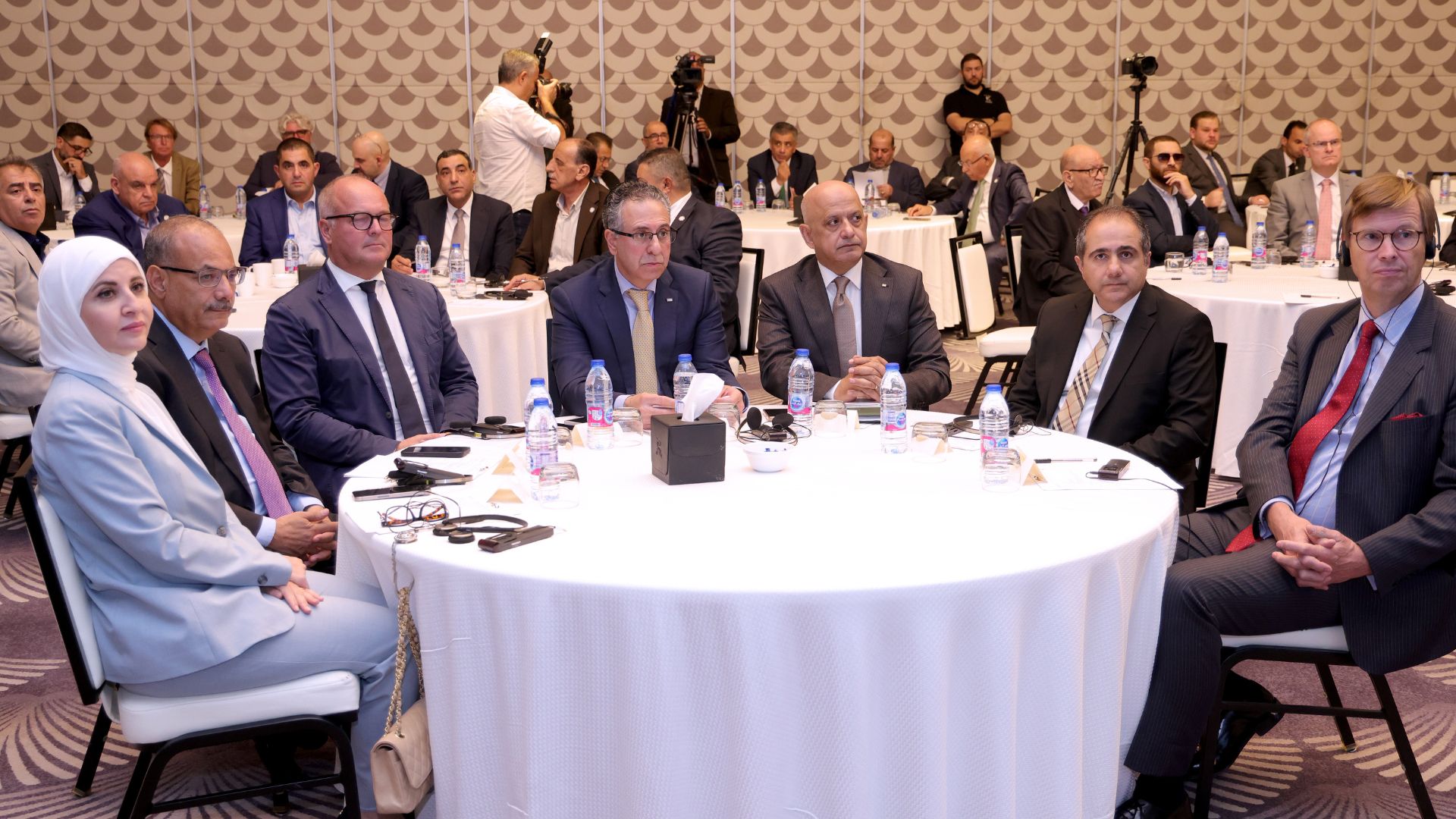 الأردن بوابة للاستثمار الألماني وإعادة إعمار سوريا، بحسب وزير الصناعة والتجارة