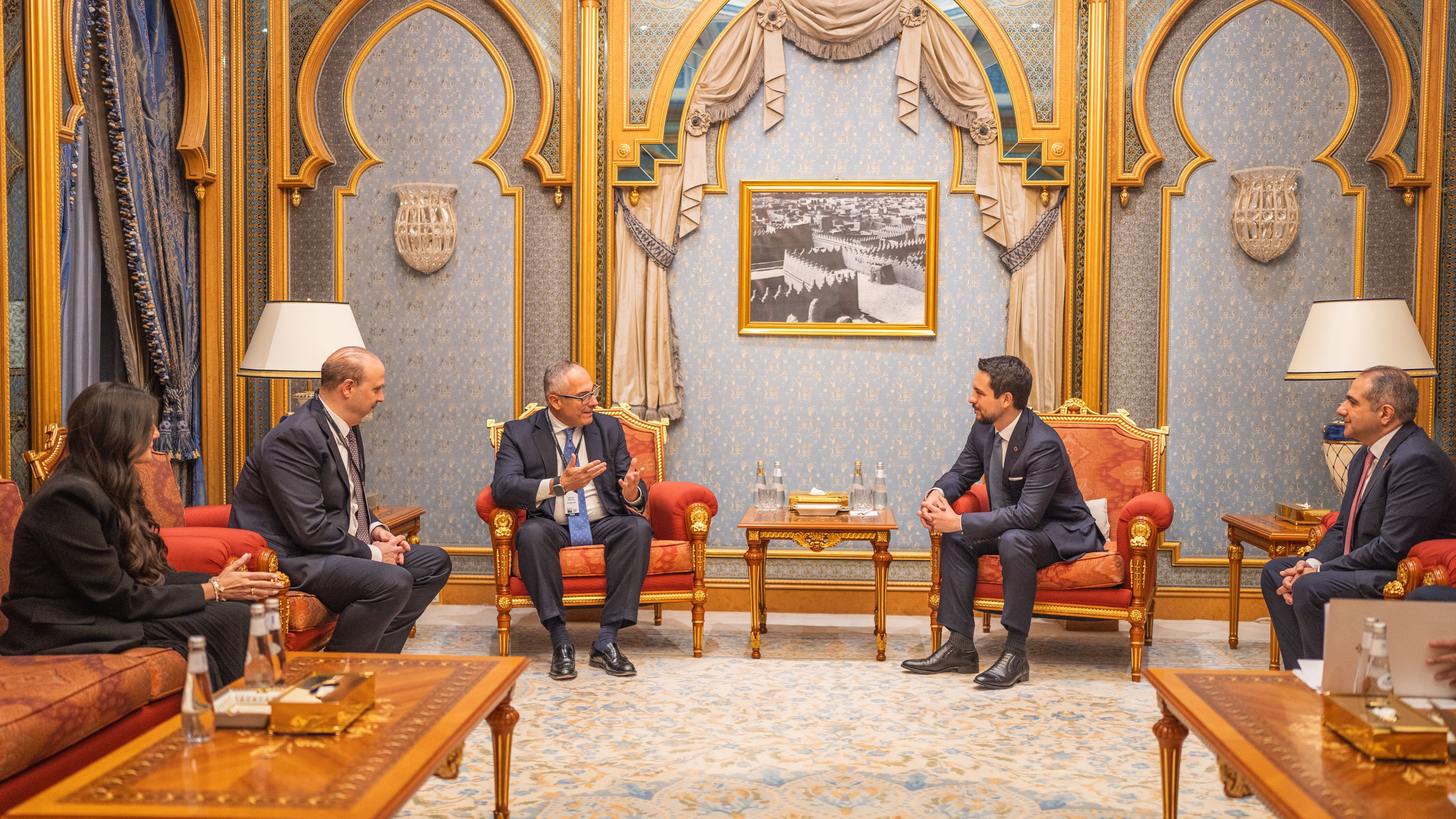 ولي العهد يبحث في الرياض فرص الاستثمار والتعاون مع كبرى الشركات العالمية