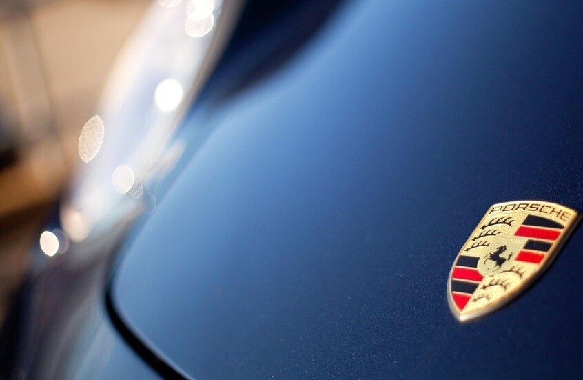 انهيار أرباح بورشه بنسبة تقارب 96% خلال تسعة أشهر