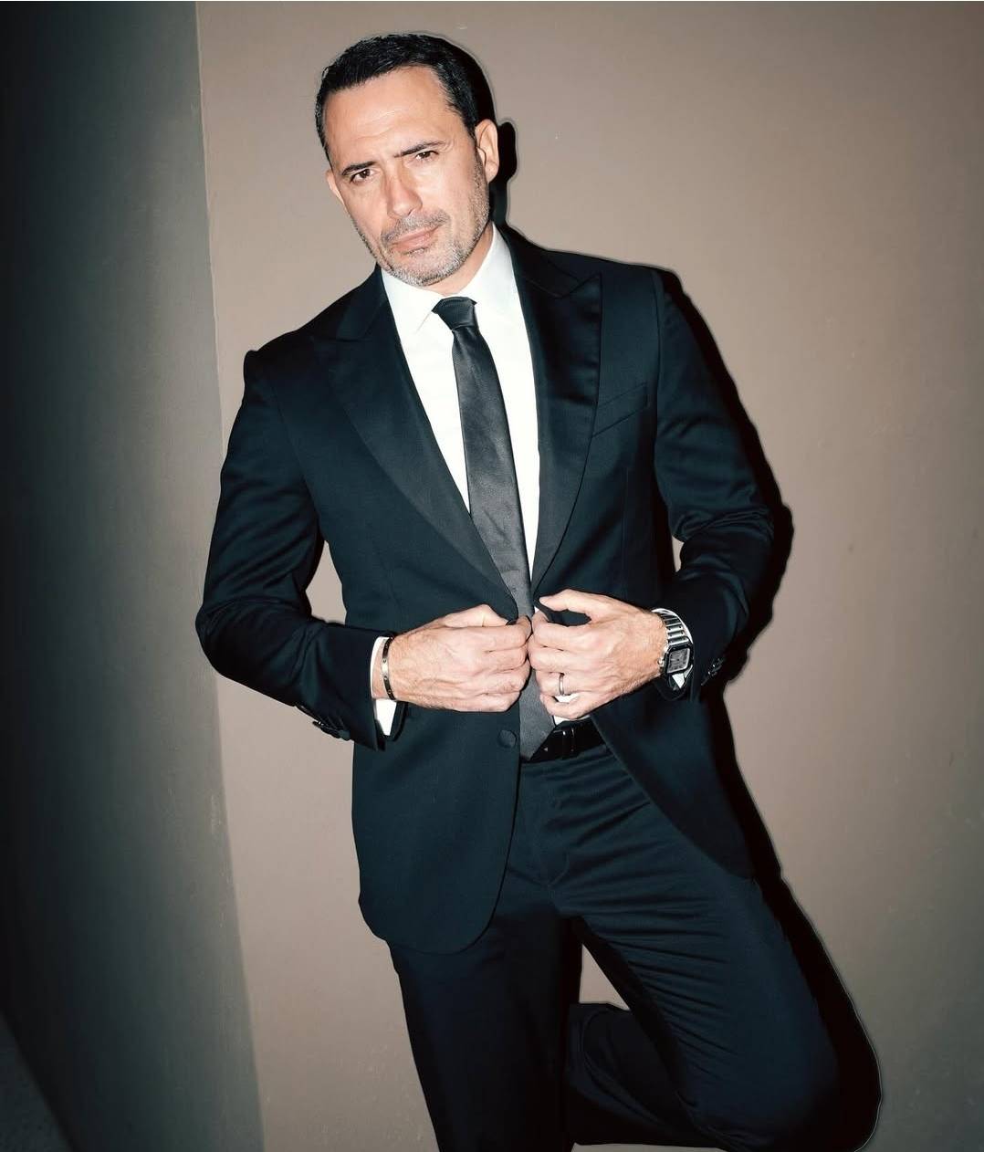 ظافر العابدين يكشف تفاصيل فيلم "السلّم والثعبان 2" قبل طرحه