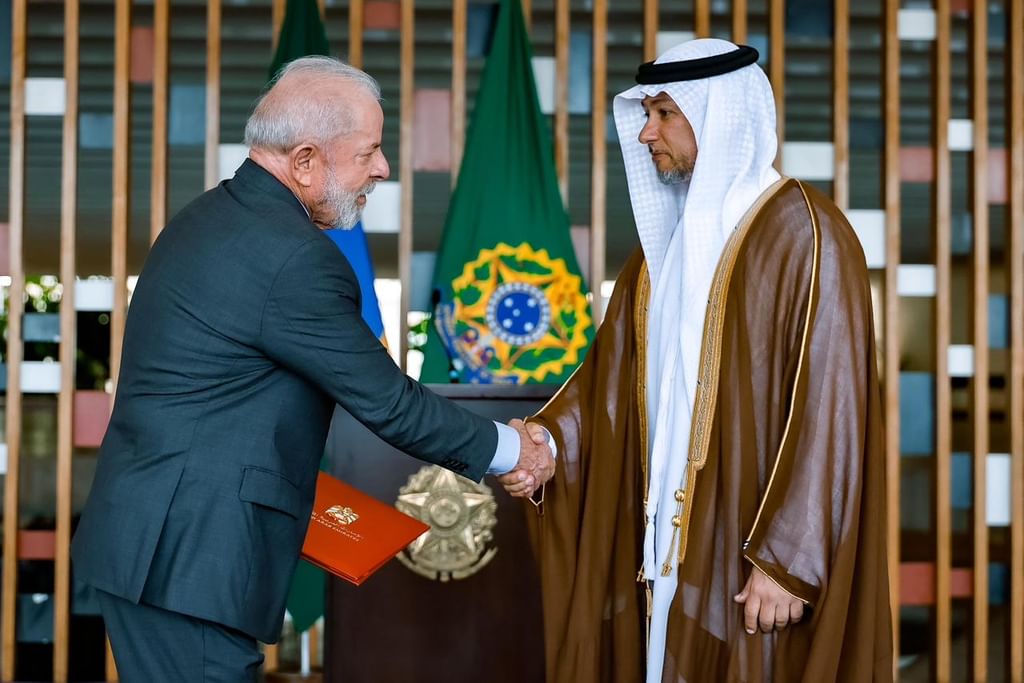 السفير شريف السويدي يقدم أوراق اعتماده في البرازيل
