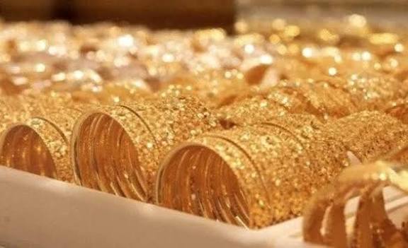 استقرار أسعار الذهب عالميًا وسط ترقّب لحركة الأسواق