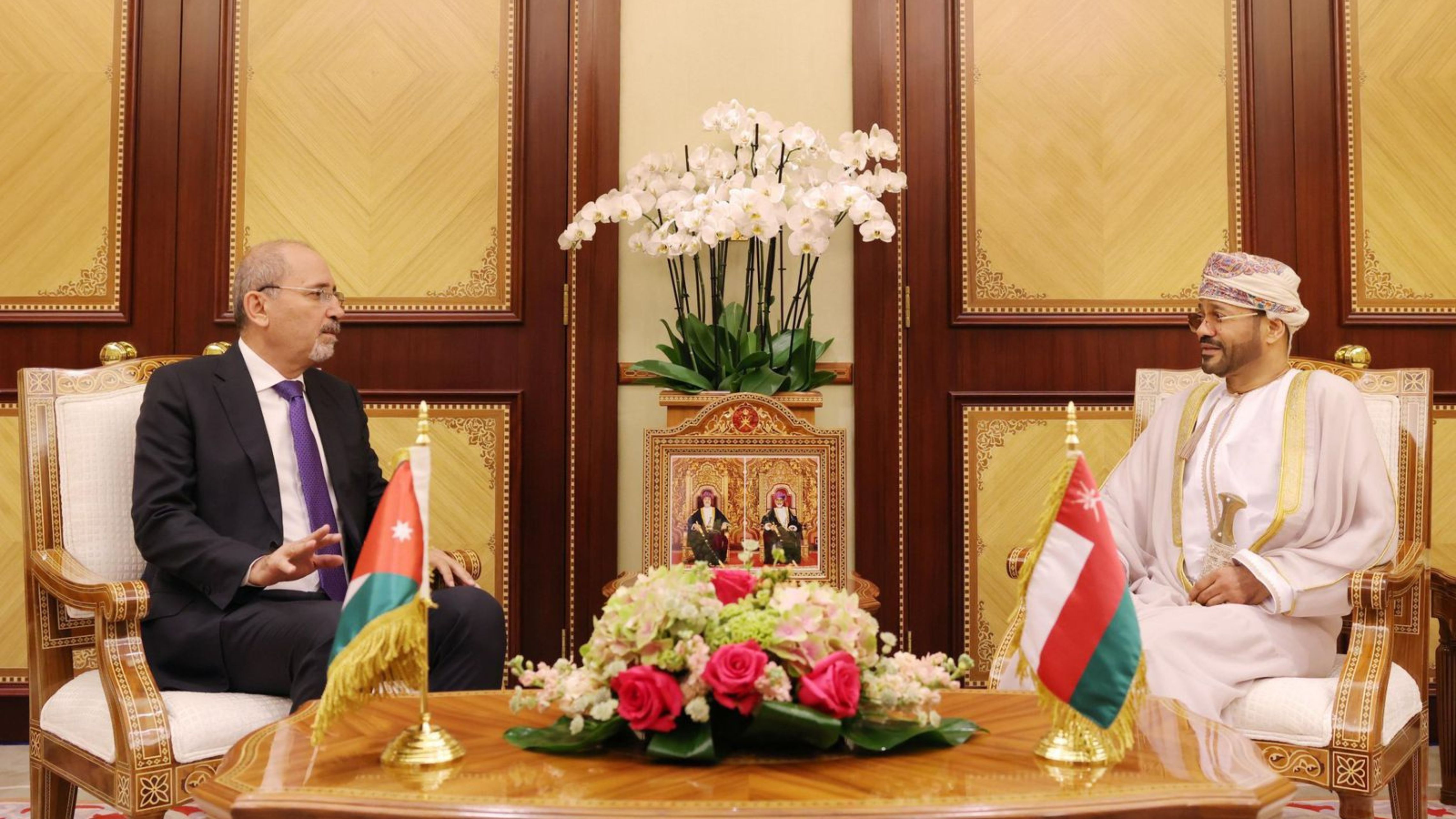 مباحثات أردنية–عُمانية في مسقط لتعزيز التعاون ومناقشة تطورات المنطقة