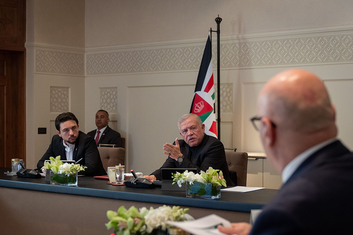 الملك عبد الله الثاني يتابع تقدم تنفيذ رؤية التحديث الاقتصادي ويؤكد ضرورة تعزيز أثرها على حياة المواطنين