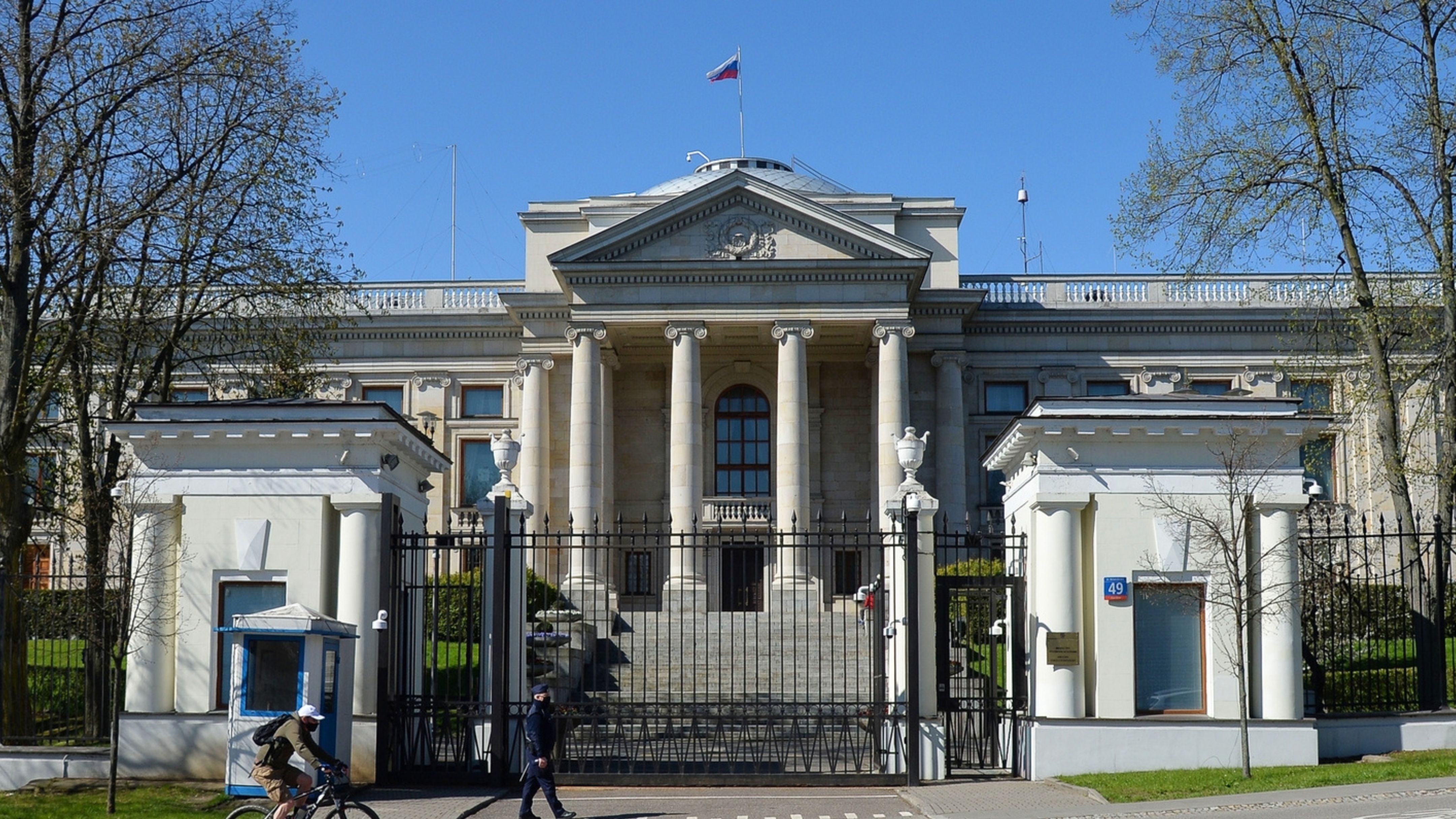 روسيا تغلق القنصلية البولندية في إيركوتسك رداً على قرار وارسو إغلاق القنصلية الروسية في غدانسك