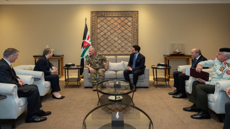 الملك عبدالله الثاني يبحث مع وزيرة الخارجية البريطانية تعزيز التعاون الإقليمي وجهود إنهاء الحرب في غزة
