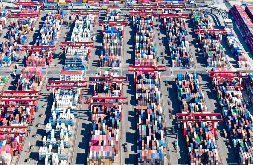 الصين تخفف القيود وتستأنف تصدير رقائق "نكسبيريا" إلى الاتحاد الأوروبي