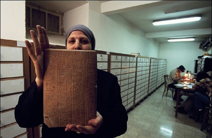 سرقة تماثيل رومانية ومقتنيات نادرة من المتحف الوطني بدمشق والتحقيقات تبدأ فوراً