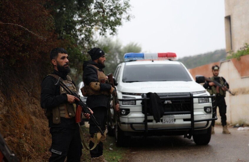 سوريا.. اعتقال عميد طيار متهم بارتكاب جرائم حرب خلال عهد النظام السابق في حماة