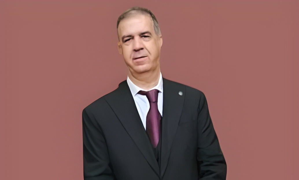 خبراء إماراتيون يعيدون تشكيل هوية العطر الشرقي في الشارقة