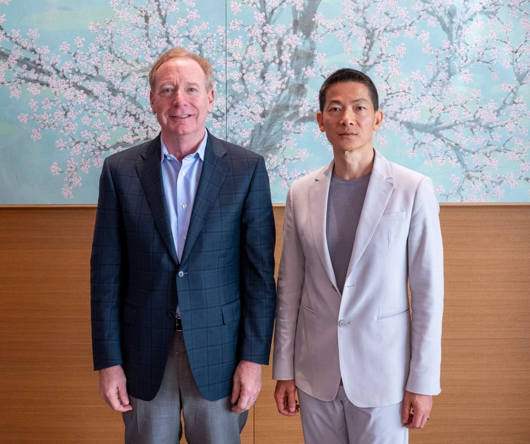 مايكروسوفت وG42 يعلنان توسعة مراكز البيانات في الإمارات بسعة 200 ميغاواط لدعم التحول الرقمي والذكاء الاصطناعي