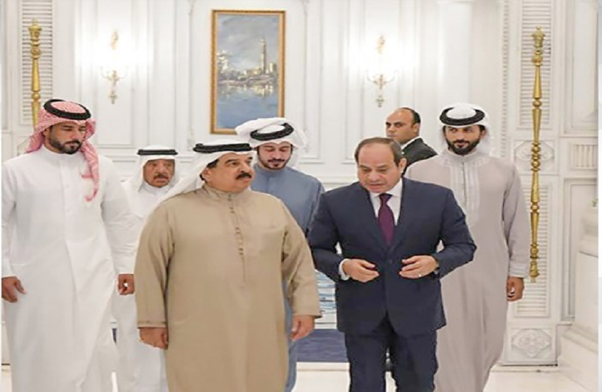 السيسي وملك البحرين يؤكدان ضرورة تنفيذ اتفاق غزة وإعادة إعمار القطاع