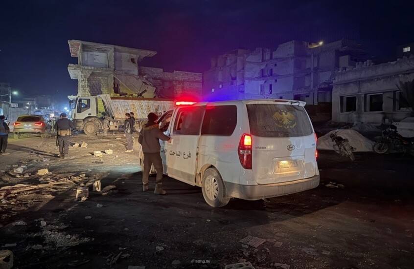 العثور على مقبرة جماعية داخل مبنى أمن الدولة السابق في معرة النعمان