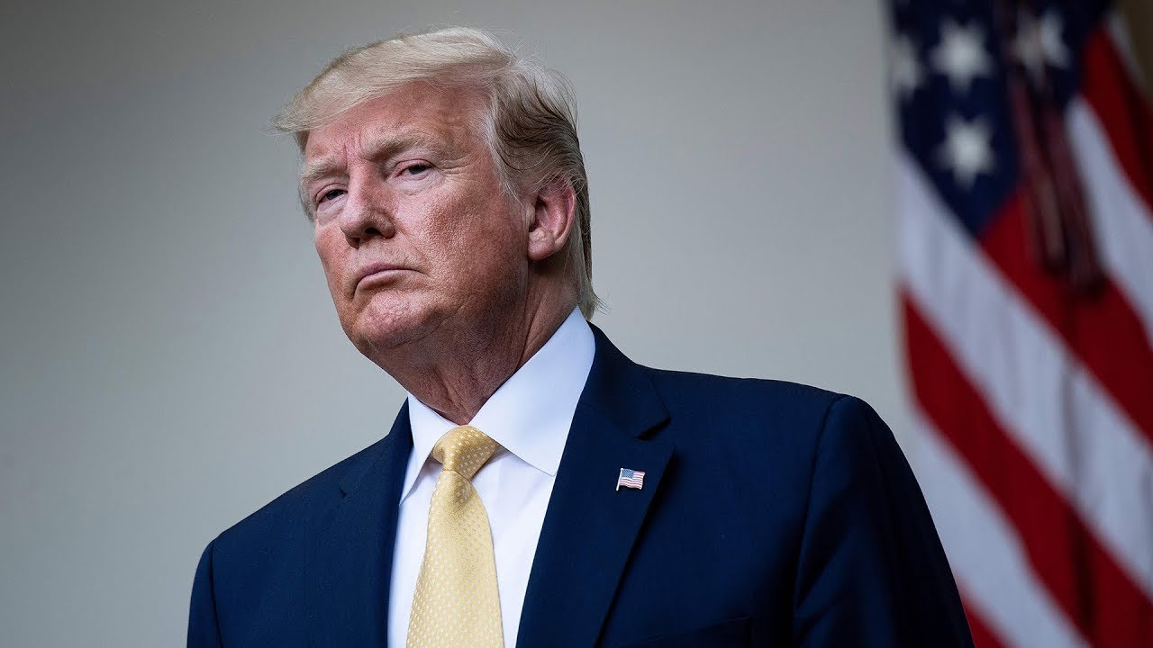 ترامب يعود إلى واشنطن بعد عطلة غولف في فلوريدا تزامنت مع محادثات أوكرانية–أمريكية