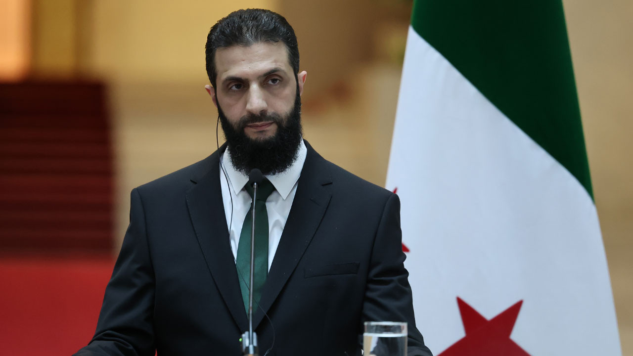 سوريا تستحضر ذكرى تغيير الحكم.. والشرع يدعو إلى بناء وطن يليق بتضحيات أبنائه