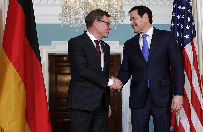 وزير الخارجية الألماني يؤكد وحدة «الناتو» ويشدد على حق غرينلاند والدنمارك في تقرير المصير