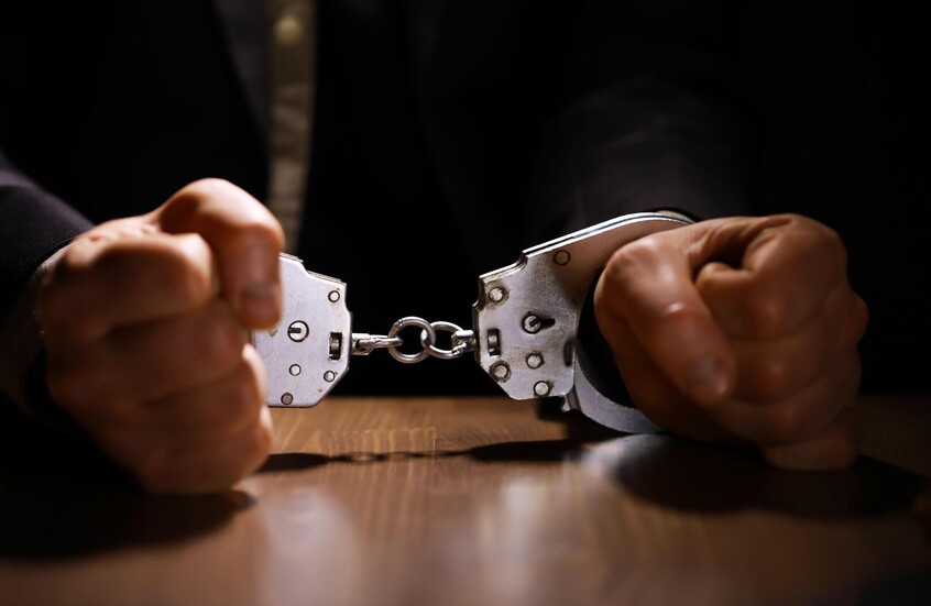 الشرطة الروسية تلقي القبض على متهم بسرقة 26 سيارة في موسكو