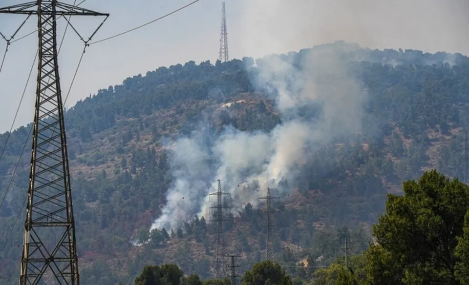 قنابل الفسفور الإسرائيلية تجعل منطقة الحدود في لبنان غير صالحة للسكن