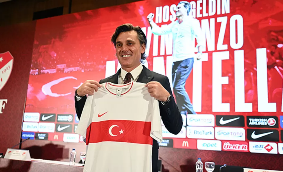 لماذا غضب مدرب منتخب تركيا قبل مواجهة البرتغال؟