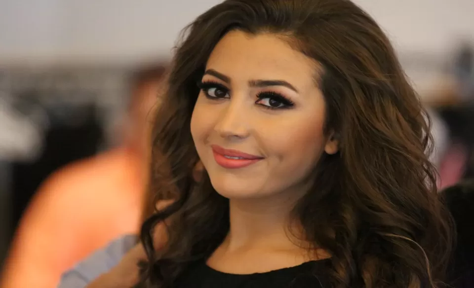 الفنانة جنات توضح موقفها من الحادثة في مهرجان موازين