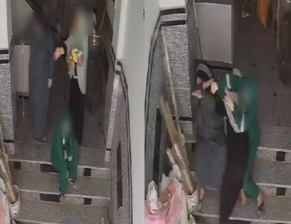 فيديو يثير غضبًا واسعًا في مصر: زوجة تعتدي على حماتها فيديو يثير غضبًا واسعًا في مصر: زوجة تعتدي على حماتها