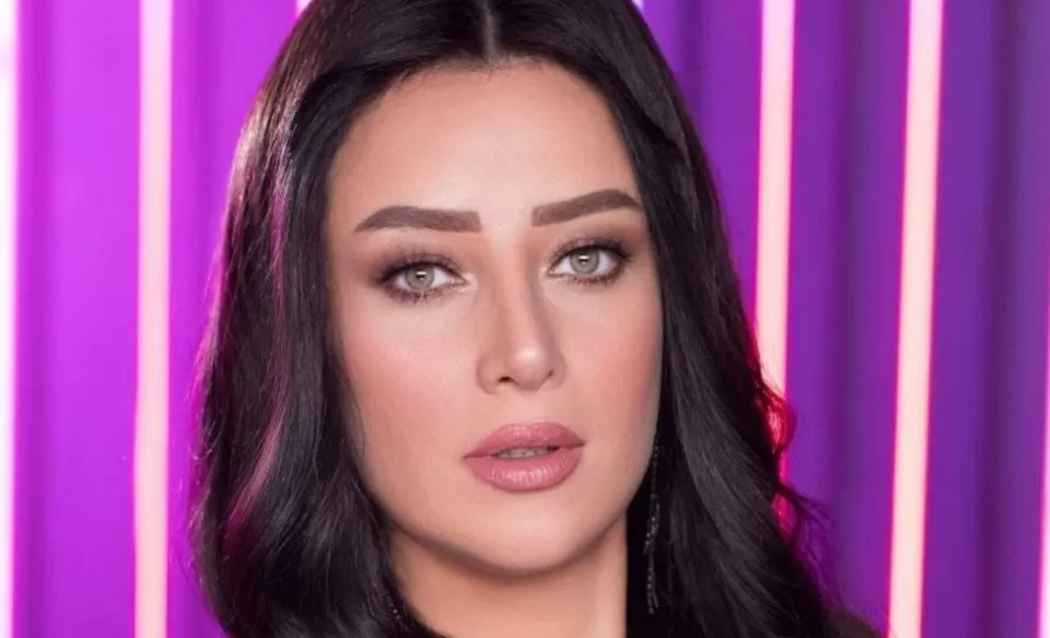رضوى الشربيني 