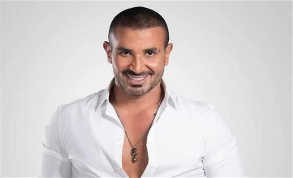 أحمد سعد يثير الجدل مجدداً بخِلخاله أحمد سعد يثير الجدل مجدداً بخِلخاله