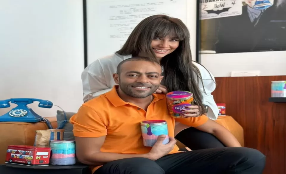 الفنان المصري تامر عاشور يرزق بطفلته الأولى من زوجته نانسي نور .. وهذا اسمها الفنان المصري تامر عاشور يرزق بطفلته الأولى من زوجته نانسي نور .. وهذا اسمها