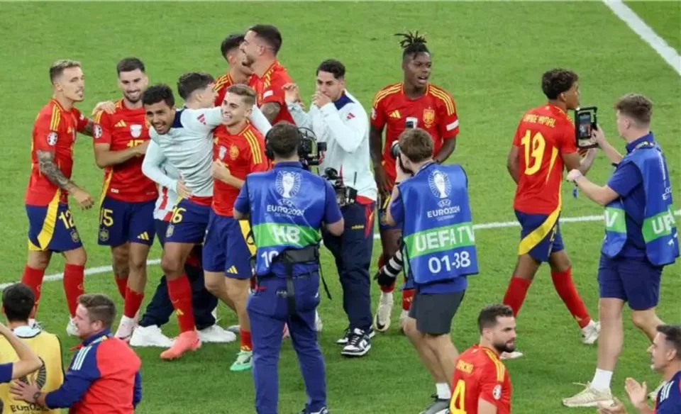 إسبانيا تدخل التاريخ بعد تتويجها بلقب (يورو 2024) 