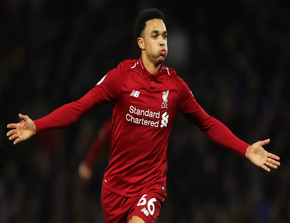 ليفربول يتحرك لحماية نجمه ألكسندر أرنولد من إعصار ريال مدريد 